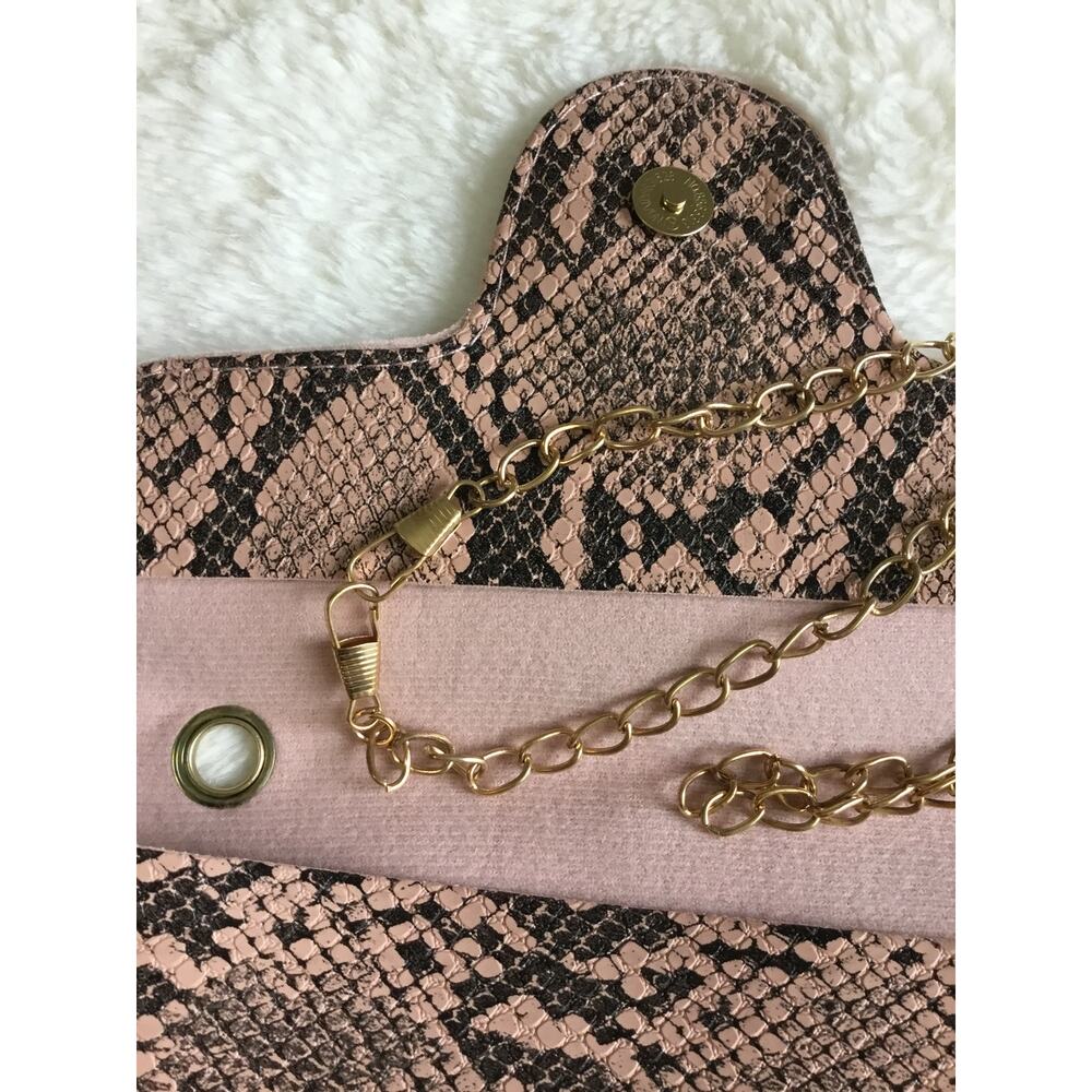 Blush Faux Snake Leather Metal Rings Gold Chain Crossbody Bag - Picture 11 of 12